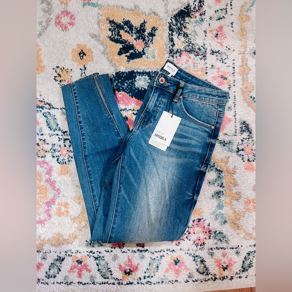 Special A Natalie Skinny Jeans with Split Hem - Picture 7 of 9